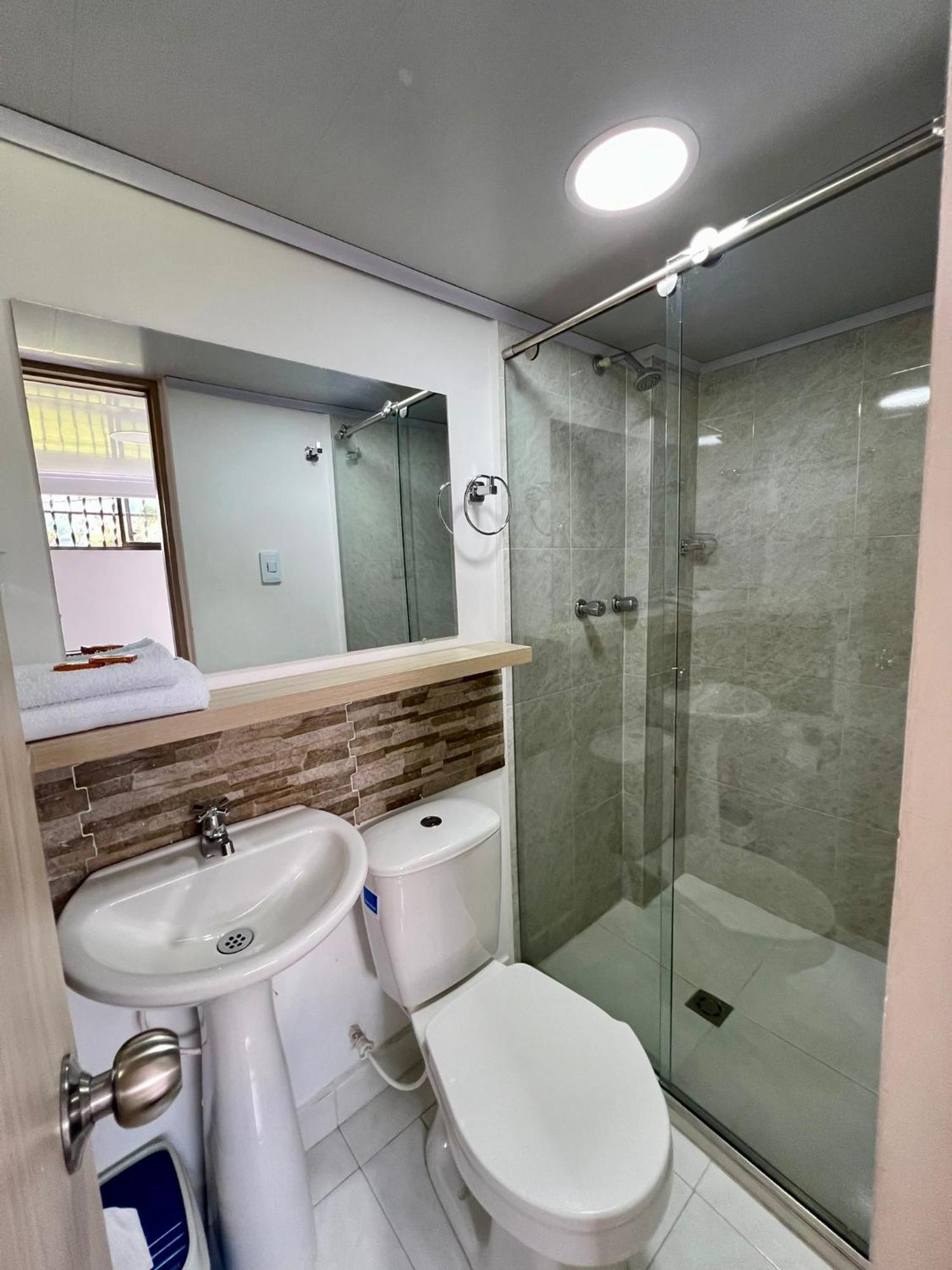 Hotel Adel Manizales Dış mekan fotoğraf